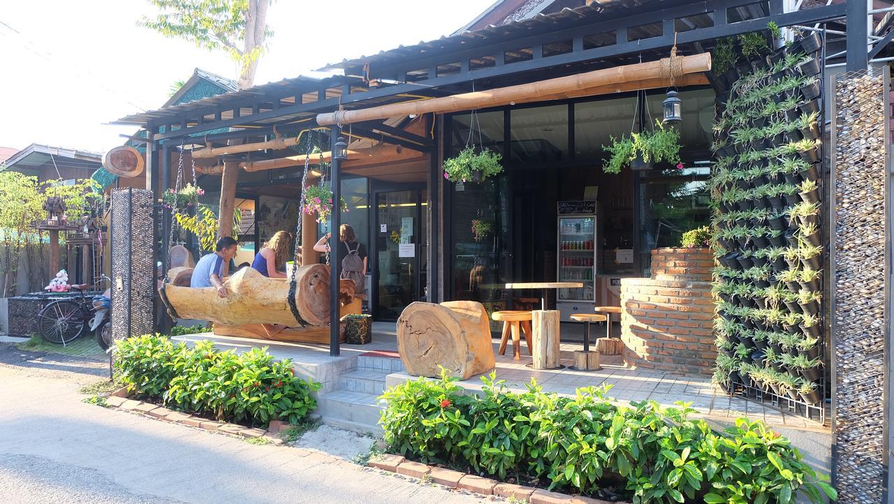 Counting Sheeps At Cnx (Adults Only) Hostel Chiang Mai Exterior photo